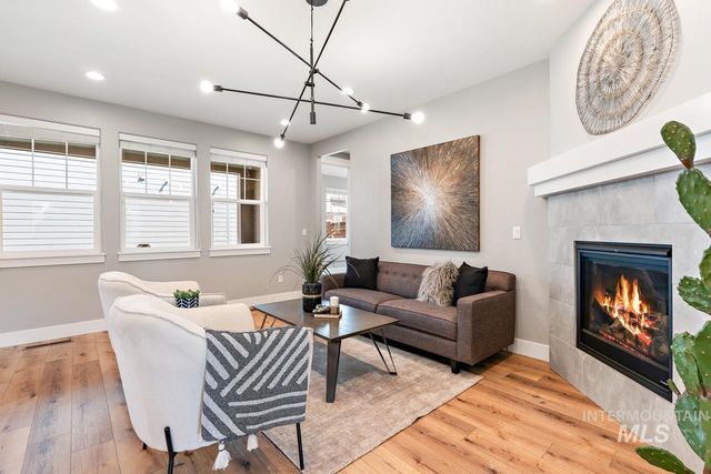 2852 S Shady Lane, Boise, ID 83716