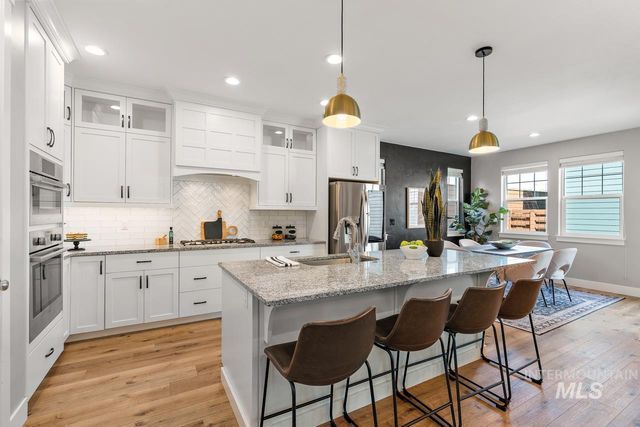 2852 S Shady Lane, Boise, ID 83716