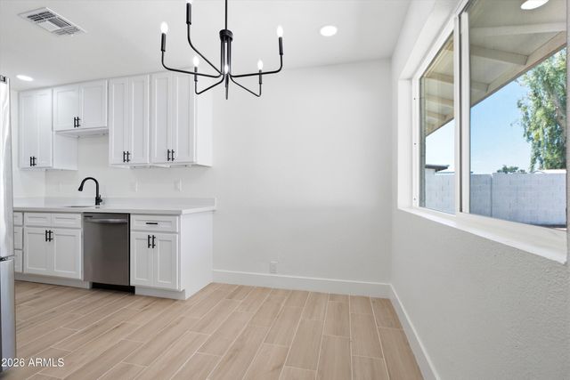 2436 E JEROME Avenue, Mesa, AZ 85204