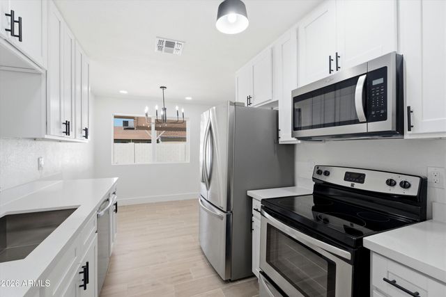 2436 E JEROME Avenue, Mesa, AZ 85204