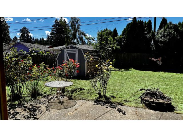 1307 Ne 190th Pl, Portland, OR 97230