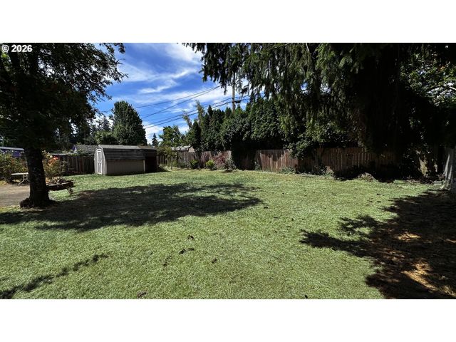 1307 Ne 190th Pl, Portland, OR 97230