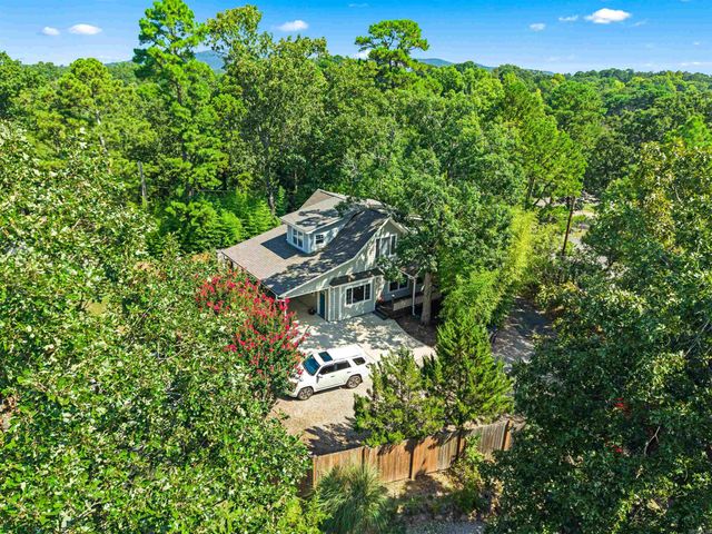 121 Lakehill Lane, Hot Springs, AR 71913