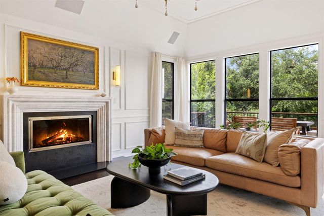 7402 Blue Beach CV, Austin, TX 78759