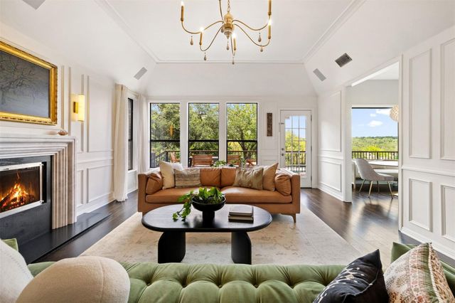 7402 Blue Beach CV, Austin, TX 78759