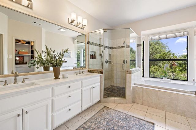 7402 Blue Beach CV, Austin, TX 78759