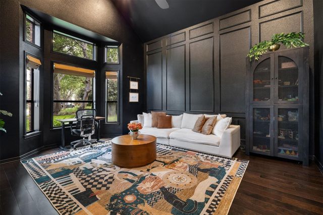 7402 Blue Beach CV, Austin, TX 78759