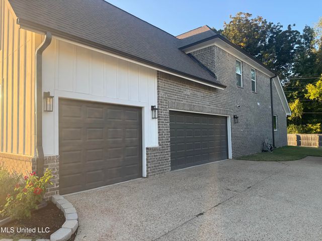 6934 N Sunrise Loop, Olive Branch, MS 38654