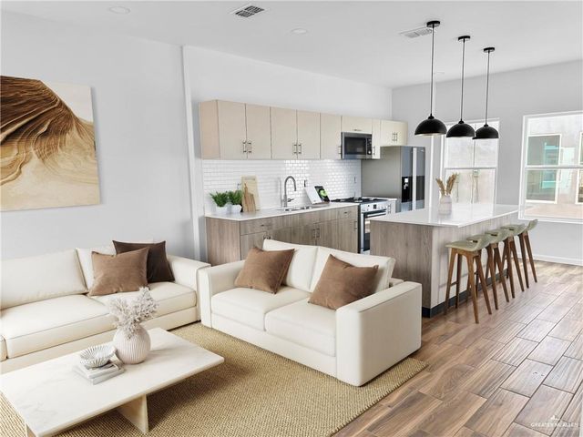 4804 Tyler Avenue 1, Mcallen, TX 78503