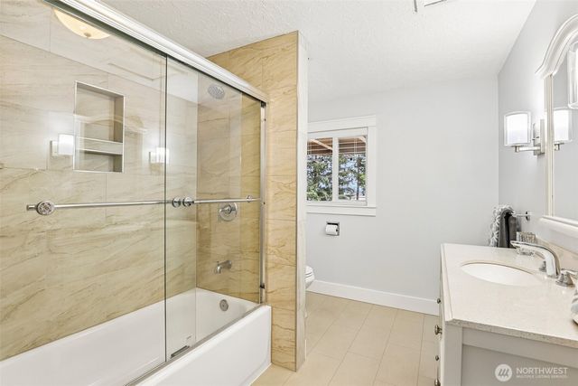 1015 NE 64th Street, Vancouver, WA 98665