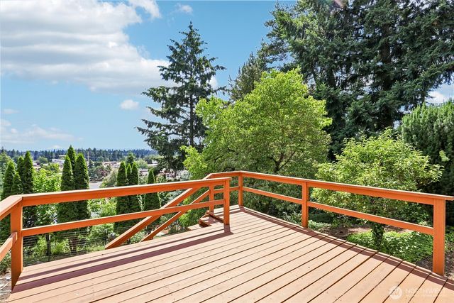 1015 NE 64th Street, Vancouver, WA 98665