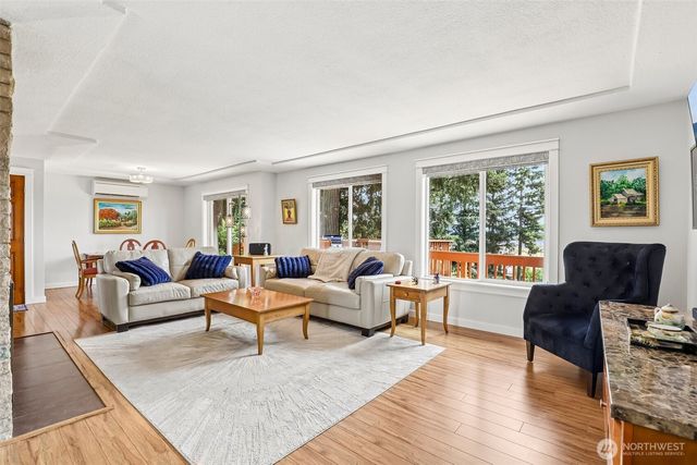 1015 NE 64th Street, Vancouver, WA 98665
