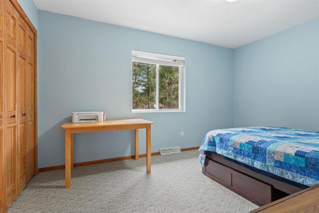 3323 ROSEWOOD DRIVE, Plover, WI 54467