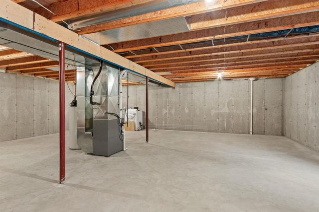 3323 ROSEWOOD DRIVE, Plover, WI 54467