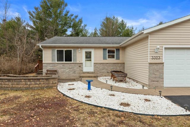 3323 ROSEWOOD DRIVE, Plover, WI 54467