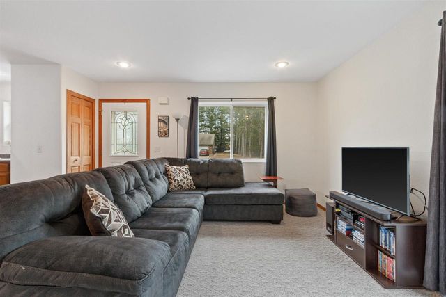 3323 ROSEWOOD DRIVE, Plover, WI 54467