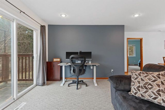 3323 ROSEWOOD DRIVE, Plover, WI 54467