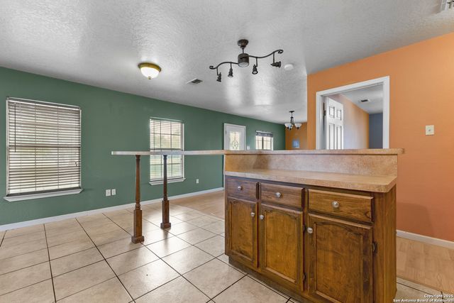 16097 Trawalter Rd, Atascosa, TX 78002