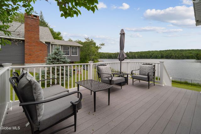 114 Lake Drive, Gloversville, NY 12078