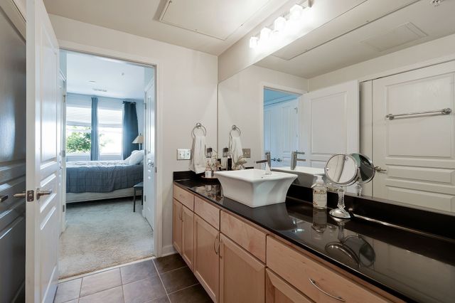 3000 Vanderbilt Pl Apt 323, Nashville, TN 37212