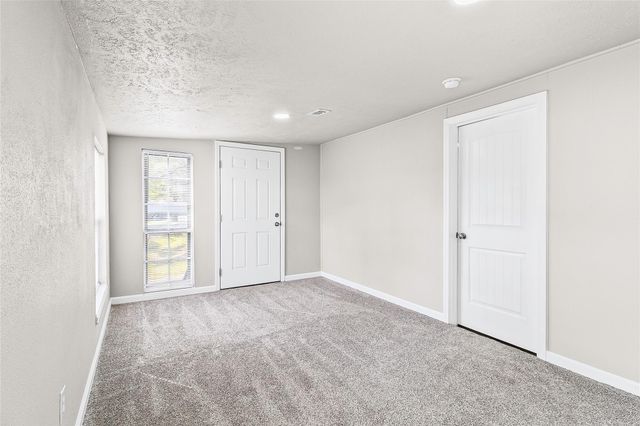 217 Brown Ave, Onalaska, TX 77360