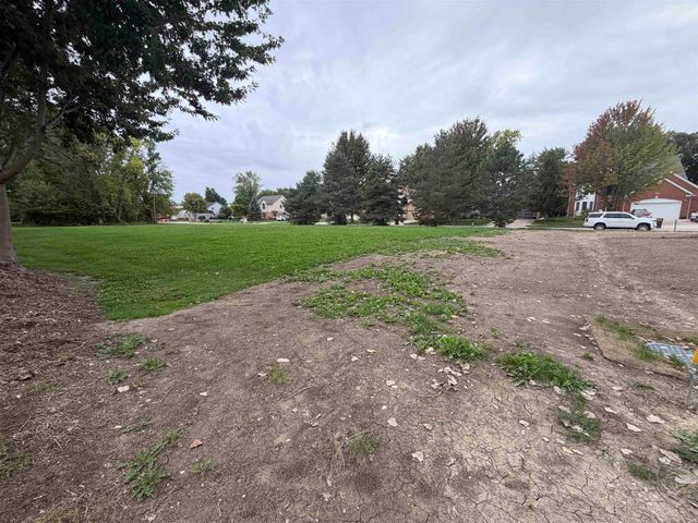 37300 Hanson Drive, Sterling Heights, MI 48310