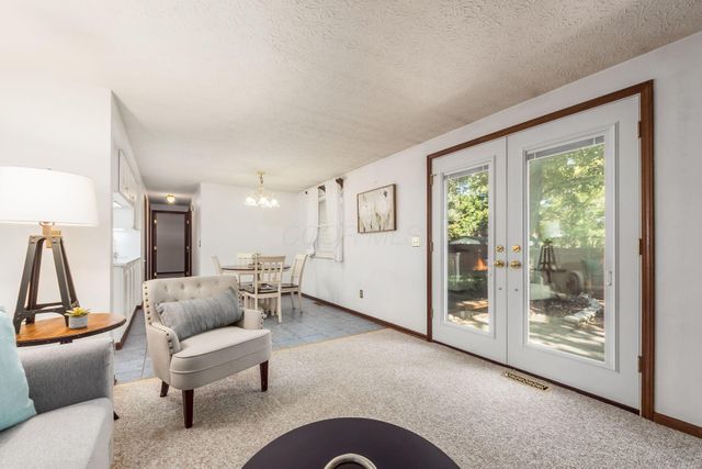 1672 Rushing Way, Columbus, OH 43235