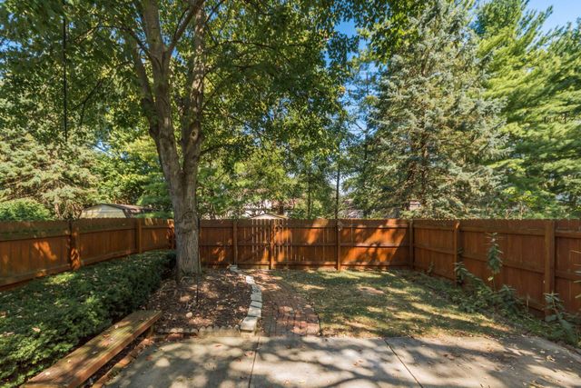 1672 Rushing Way, Columbus, OH 43235