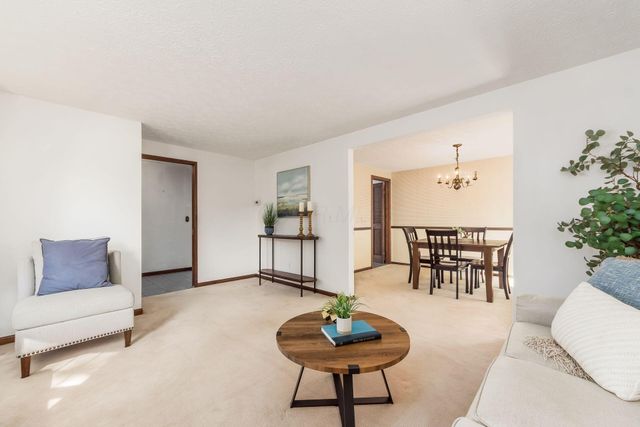 1672 Rushing Way, Columbus, OH 43235
