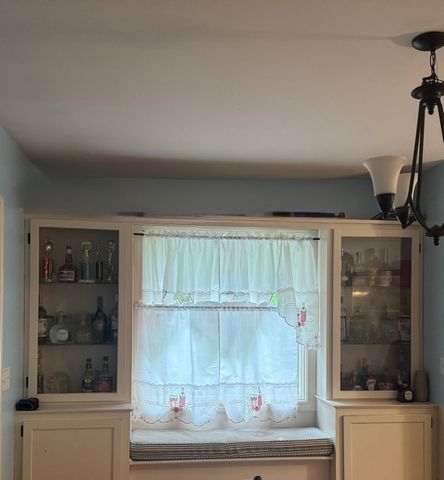 1235 Eastford Rd, Southbridge, MA 01550