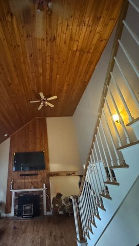 1235 Eastford Rd, Southbridge, MA 01550
