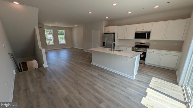 564 SWAMP CREEK RD, Bechtelsville, PA 19505