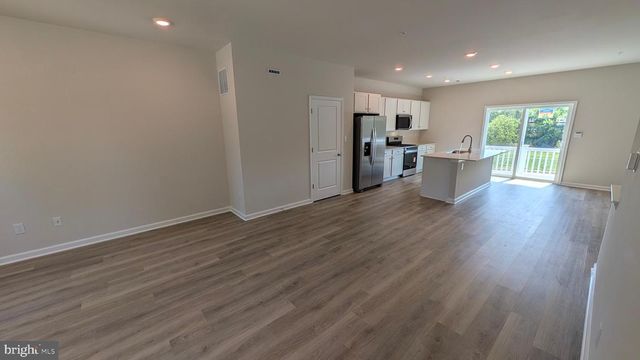 564 SWAMP CREEK RD, Bechtelsville, PA 19505