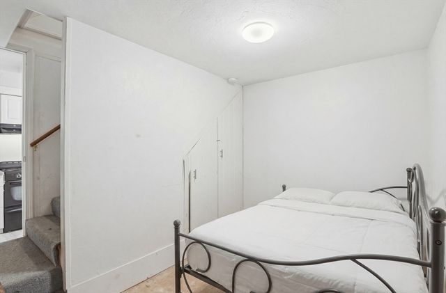 277 West Street, Barre, MA 01005