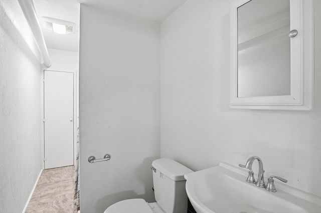 277 West Street, Barre, MA 01005