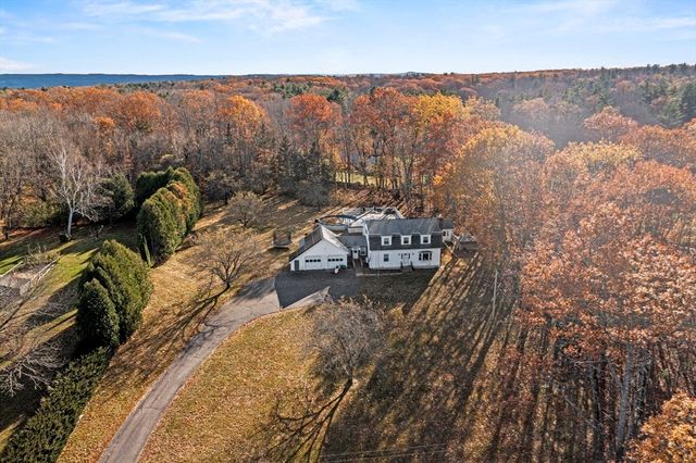 277 West Street, Barre, MA 01005