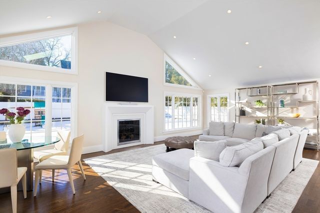 19 Gordon Road, Newton, MA 02468