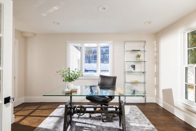 19 Gordon Road, Newton, MA 02468