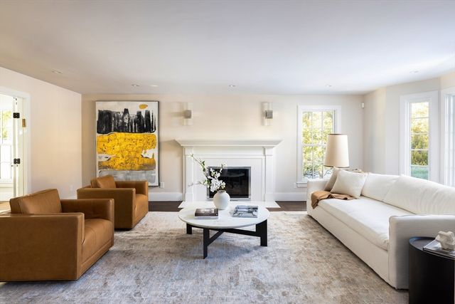 19 Gordon Road, Newton, MA 02468