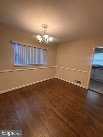 11203 DODSON LN, Silver Spring, MD 20902
