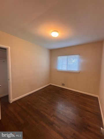 11203 DODSON LN, Silver Spring, MD 20902