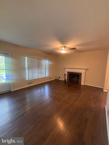 11203 DODSON LN, Silver Spring, MD 20902