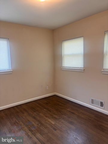 11203 DODSON LN, Silver Spring, MD 20902