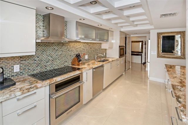 2200 S Ocean Ln 1405, Fort Lauderdale, FL 33316