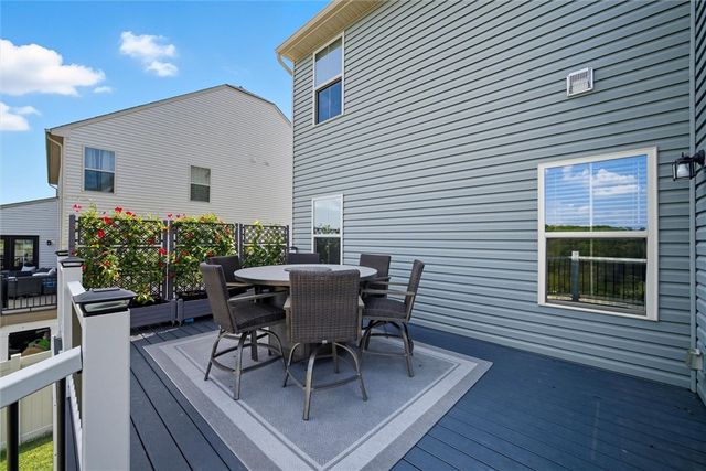 2907 Pinnacle Dr, South Fayette, PA 15057