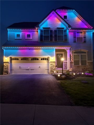 2907 Pinnacle Dr, South Fayette, PA 15057