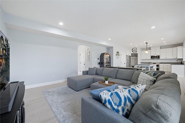 2907 Pinnacle Dr, South Fayette, PA 15057