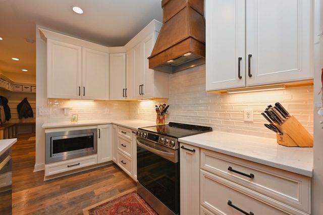 632 Weeping Willow Rd, Hendersonville, TN 37075