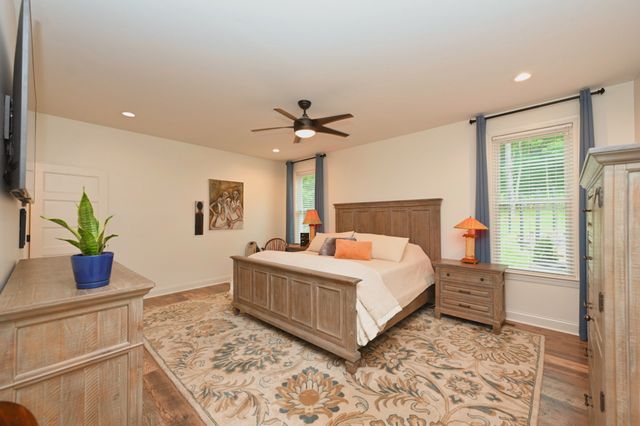 632 Weeping Willow Rd, Hendersonville, TN 37075