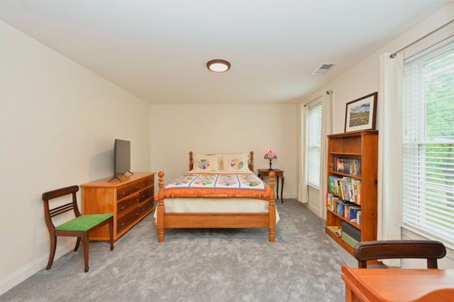 632 Weeping Willow Rd, Hendersonville, TN 37075